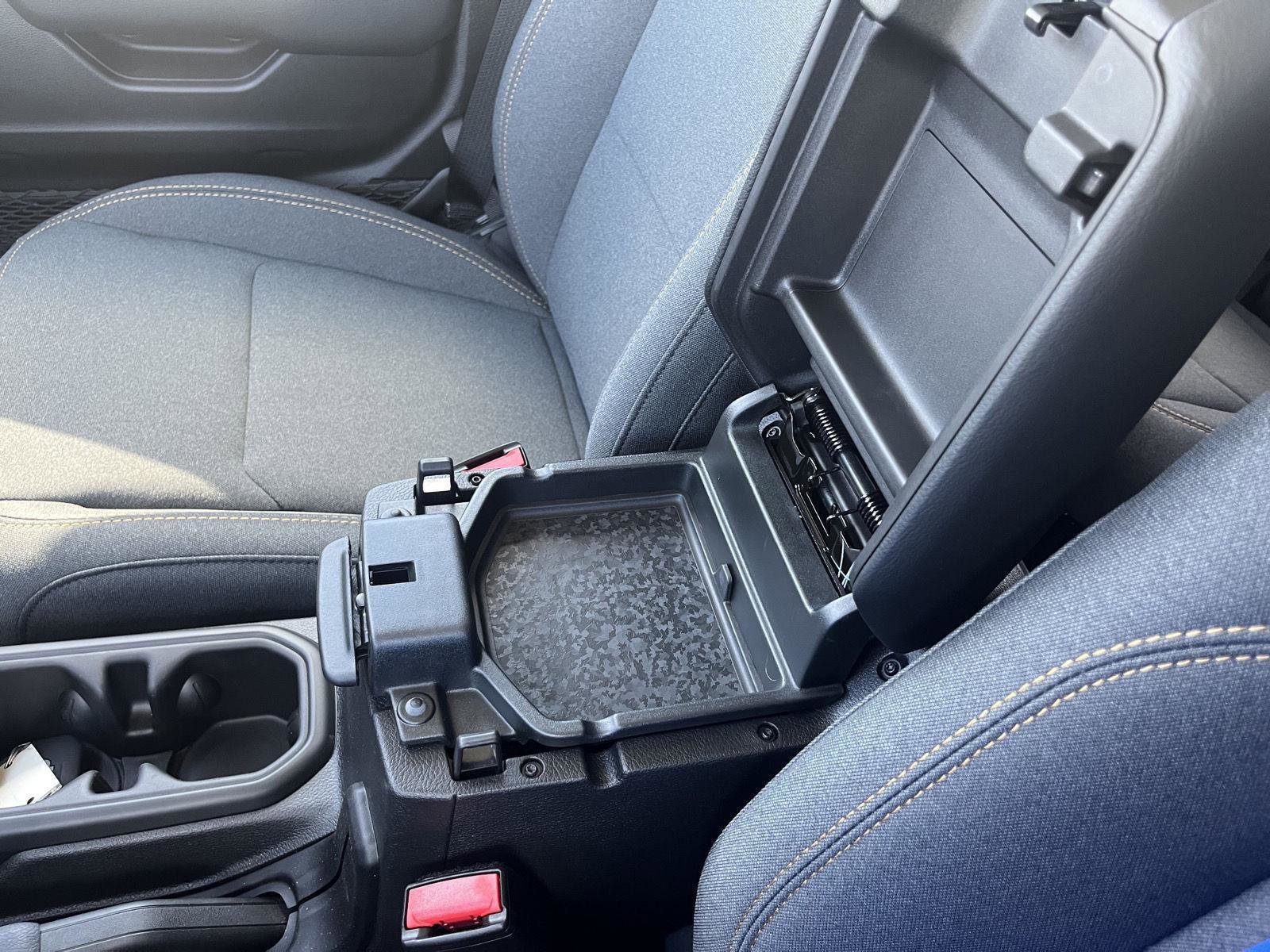 New 2025 Jeep Wrangler Sport S image 30