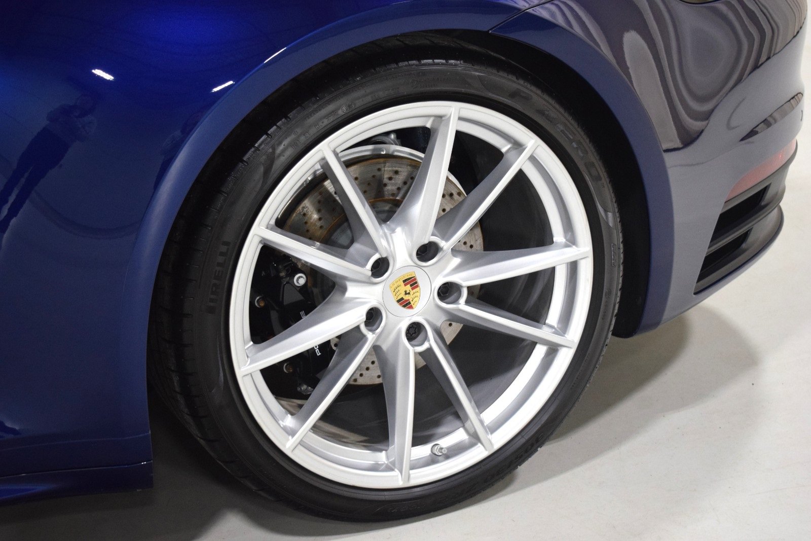 Used 2023 Porsche 911 Carrera S w/ Sport Package image 7