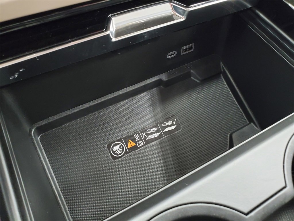 New 2026 GMC Yukon XL Denali w/ LPO, Floor Liner Package image 26