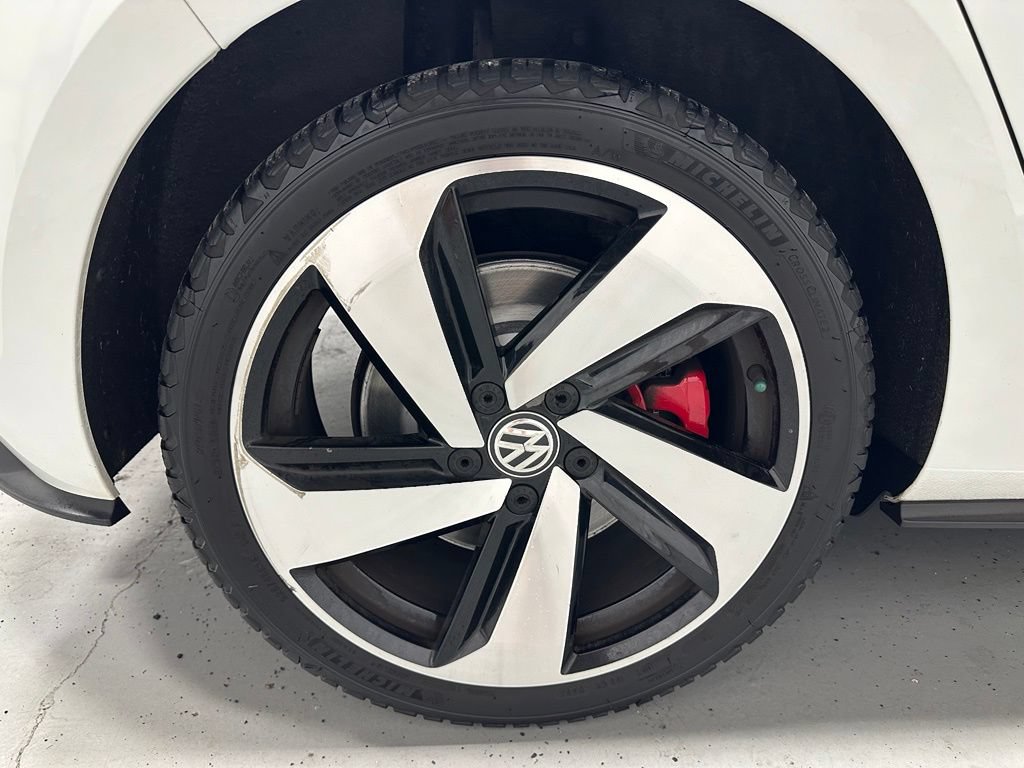 Used 2020 Volkswagen GTI SE FWD image 62