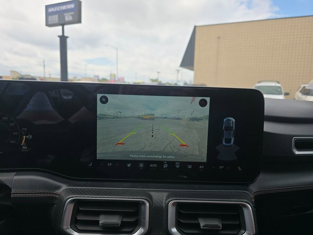 Used 2024 Ford Mustang GT Premium image 15