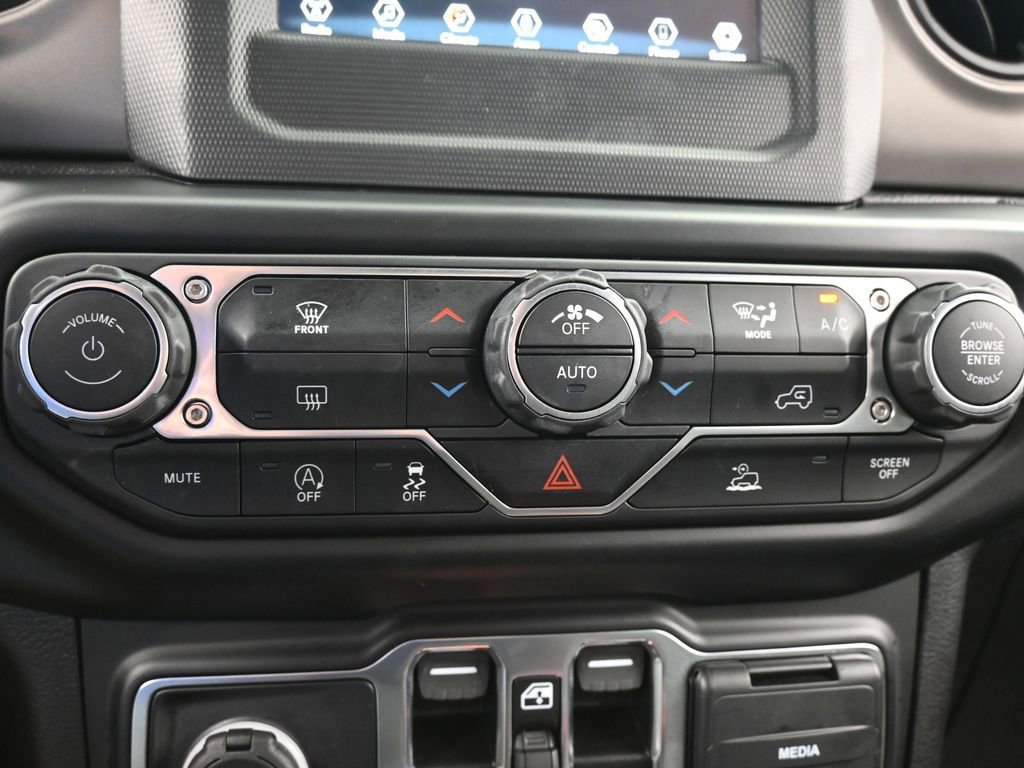 Used 2021 Jeep Wrangler Unlimited Sport image 20