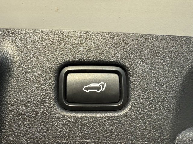 Used 2024 Hyundai Palisade SEL image 18