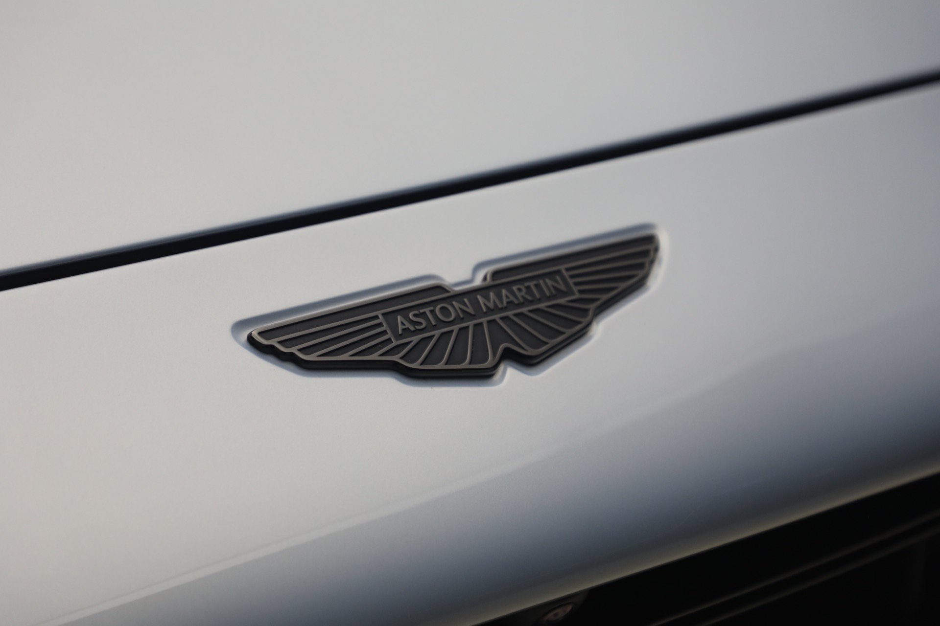 Used 2026 Aston Martin DBX 707 AWD/4WD image 13
