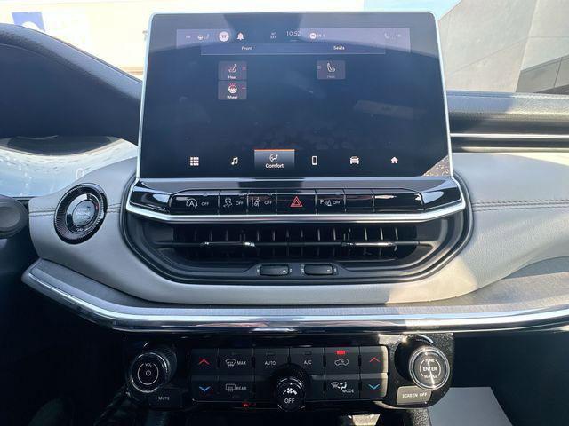 Certified 2023 Jeep Compass Limited image 20