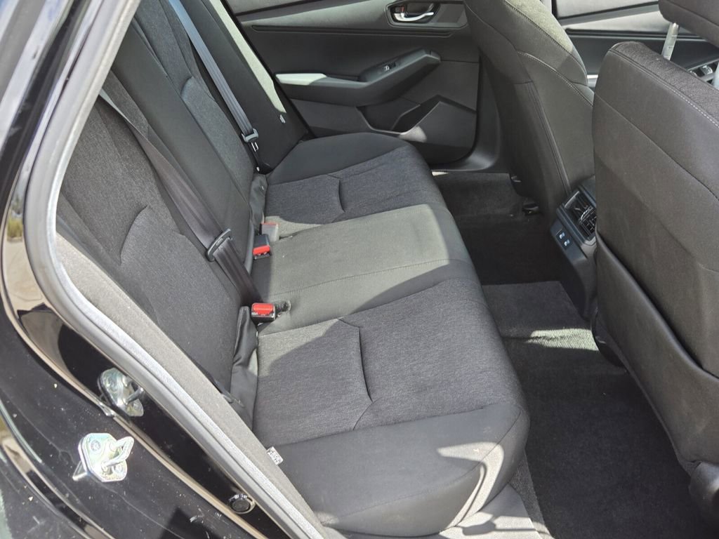 Certified 2025 Honda Accord SE image 16