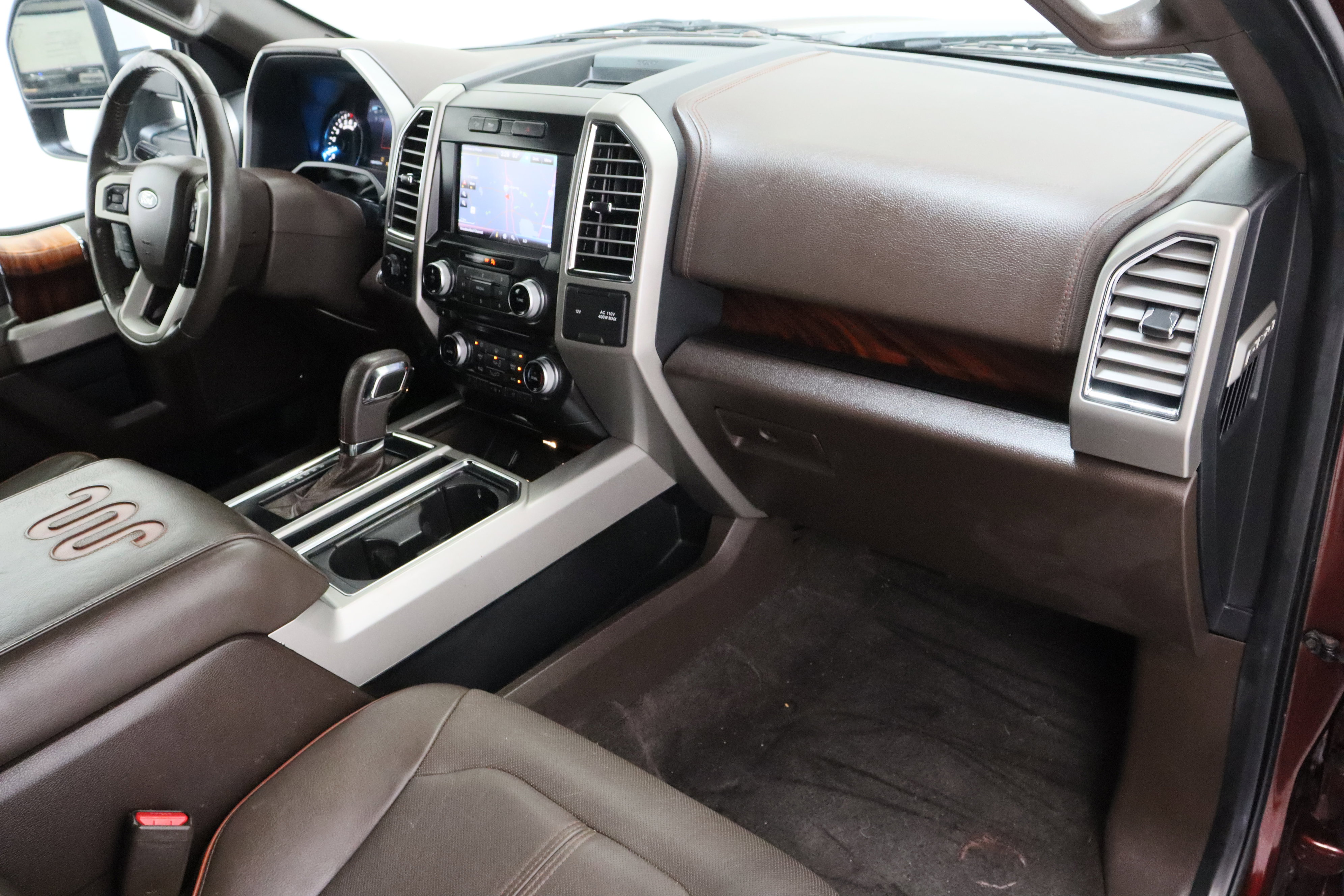 Used 2015 Ford F150 King Ranch w/ Equipment Group 601A Luxury AWD/4WD image 39