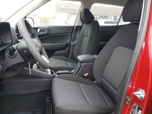 New 2026 Hyundai Venue SE image 13