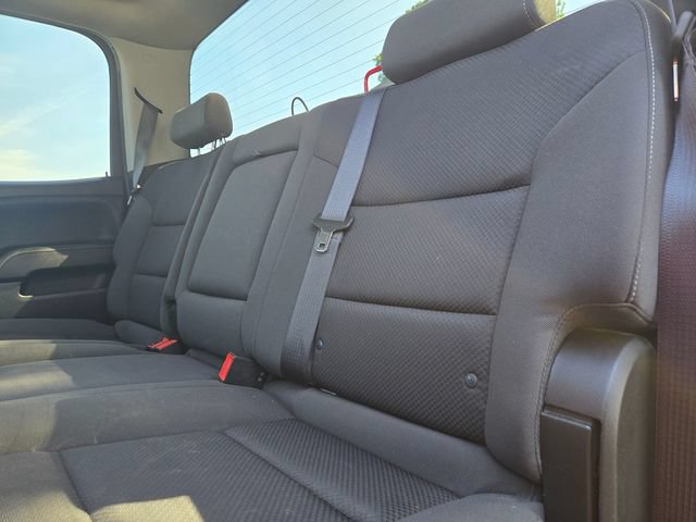 Used 2018 Chevrolet Silverado 1500 LT w/ All Star Edition RWD image 9