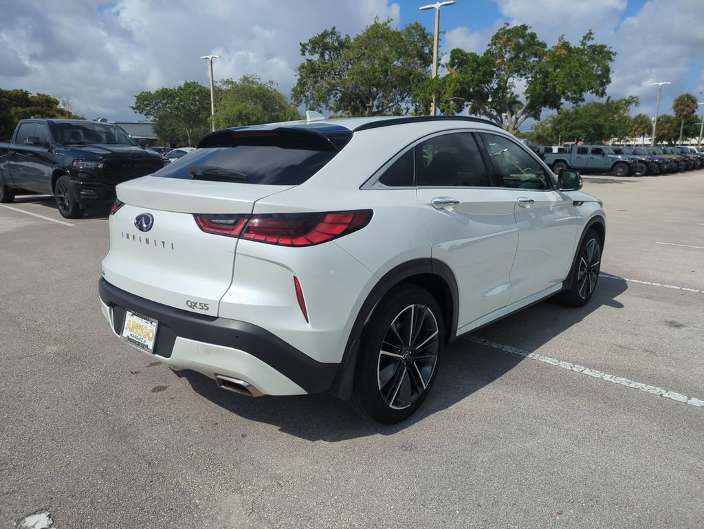 Used 2025 INFINITI QX55 Essential w/ Cargo Package AWD/4WD image 6
