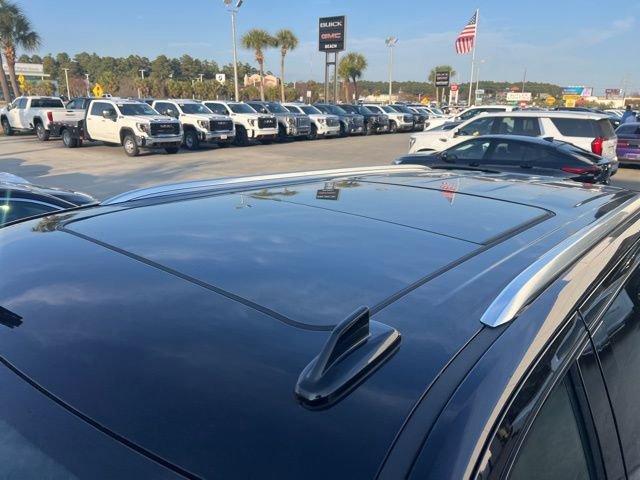 Used 2021 Chevrolet Tahoe High Country w/ Premium Package image 9