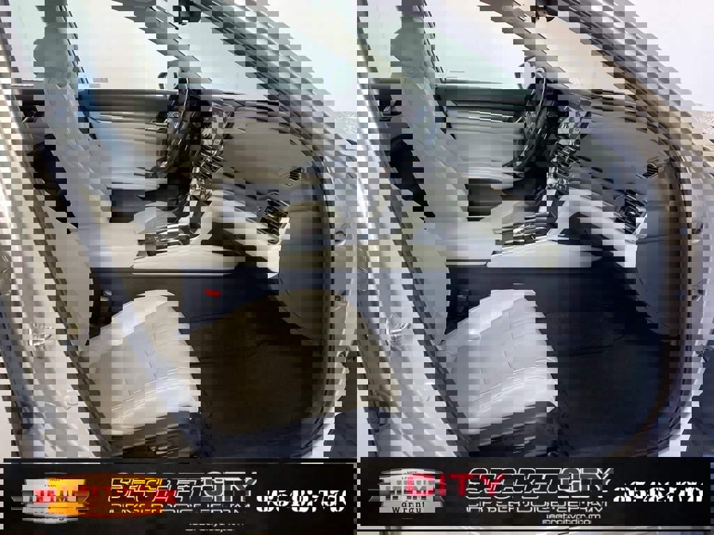 Used 2019 Honda Accord Touring image 33