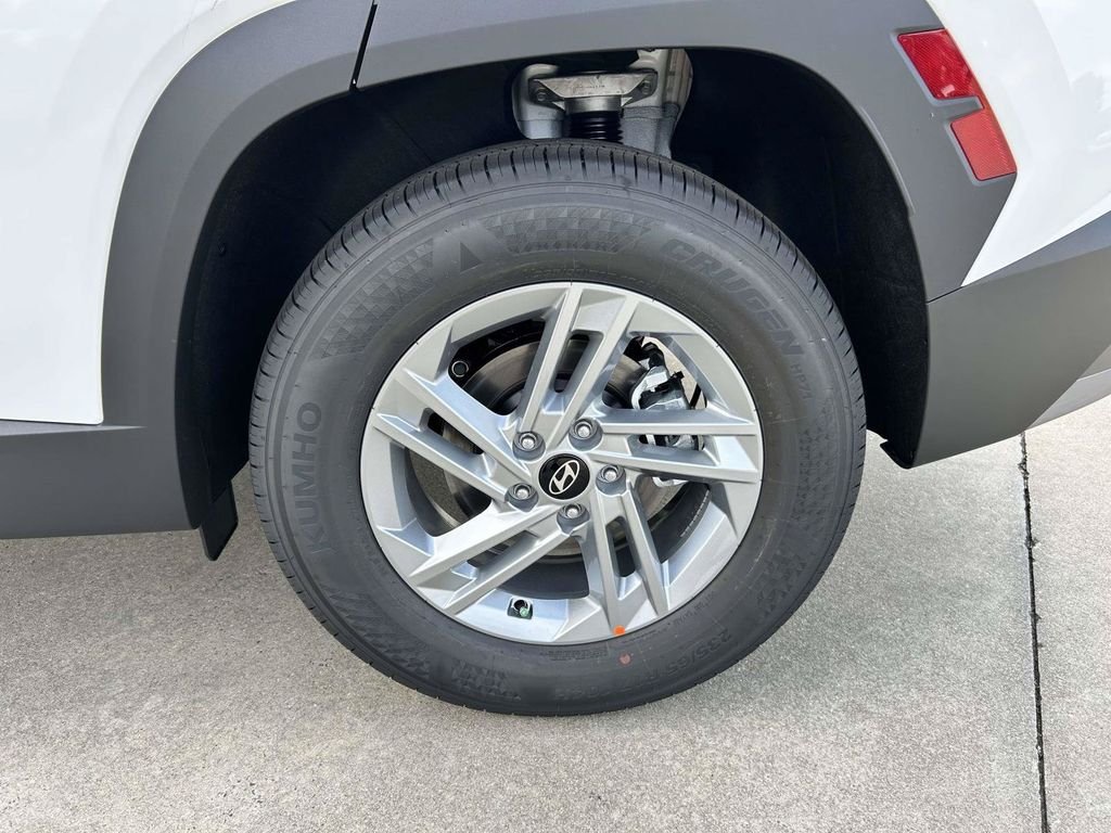 New 2026 Hyundai Tucson SE FWD image 3