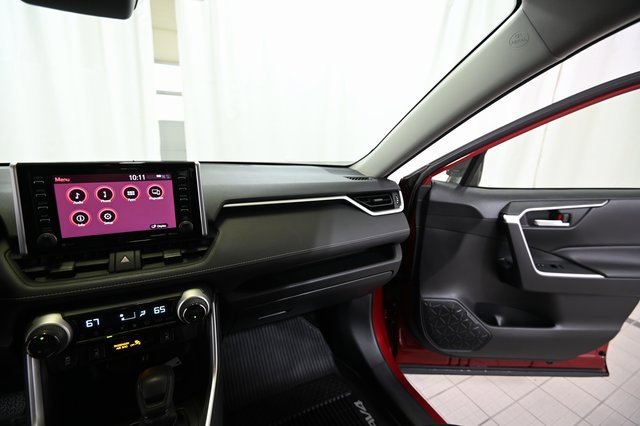 Used 2019 Toyota RAV4 XLE image 28