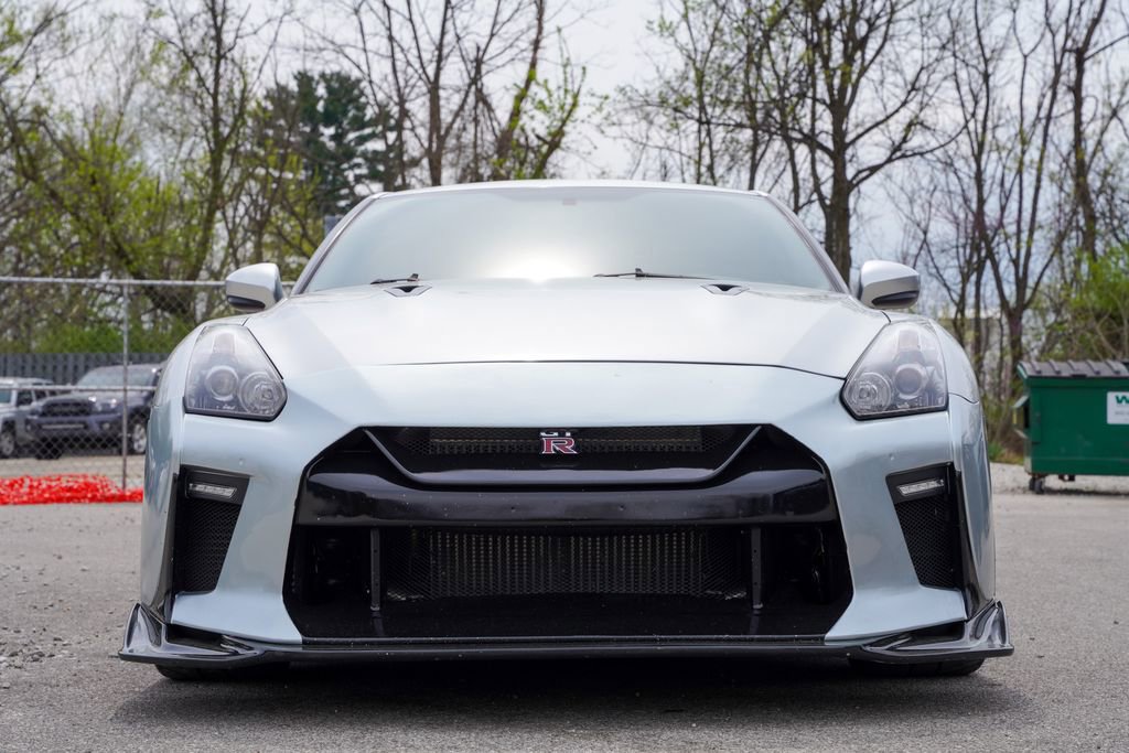 Used 2010 Nissan GT-R Premium image 10