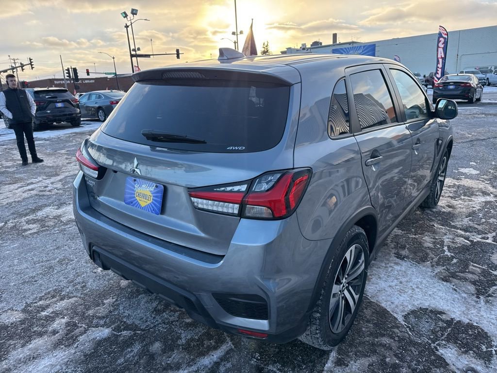 Used 2025 Mitsubishi Outlander Sport ES image 9