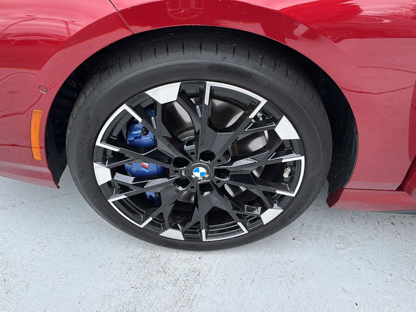 Certified 2025 BMW M235i xDrive w/ Premium Package image 32