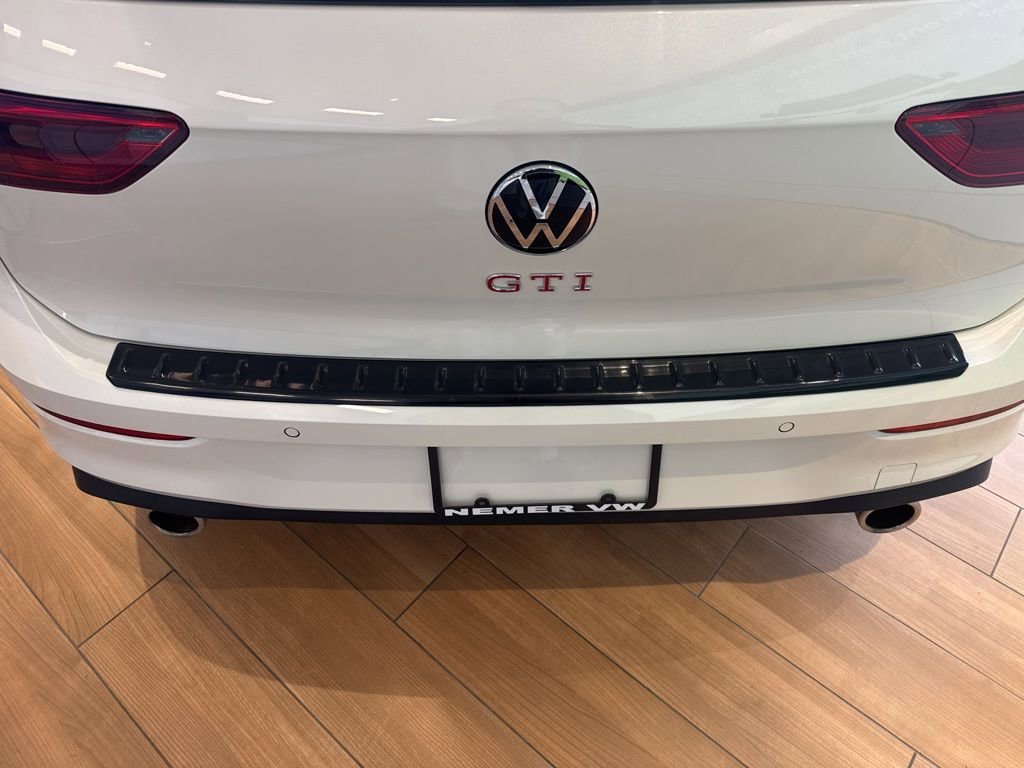 Used 2024 Volkswagen GTI Autobahn image 7