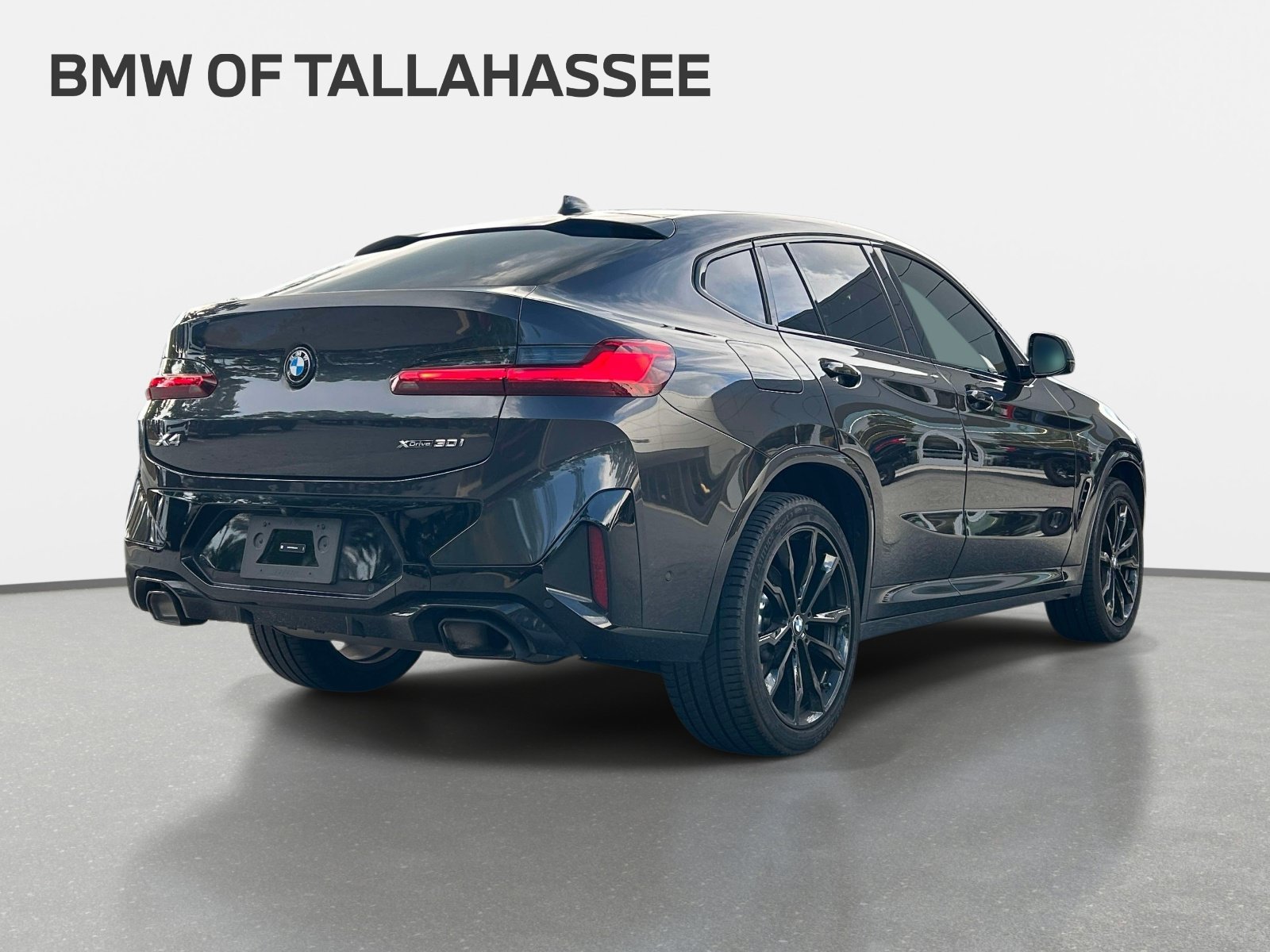 Used 2024 BMW X4 xDrive30i w/ Premium Package AWD/4WD image 5