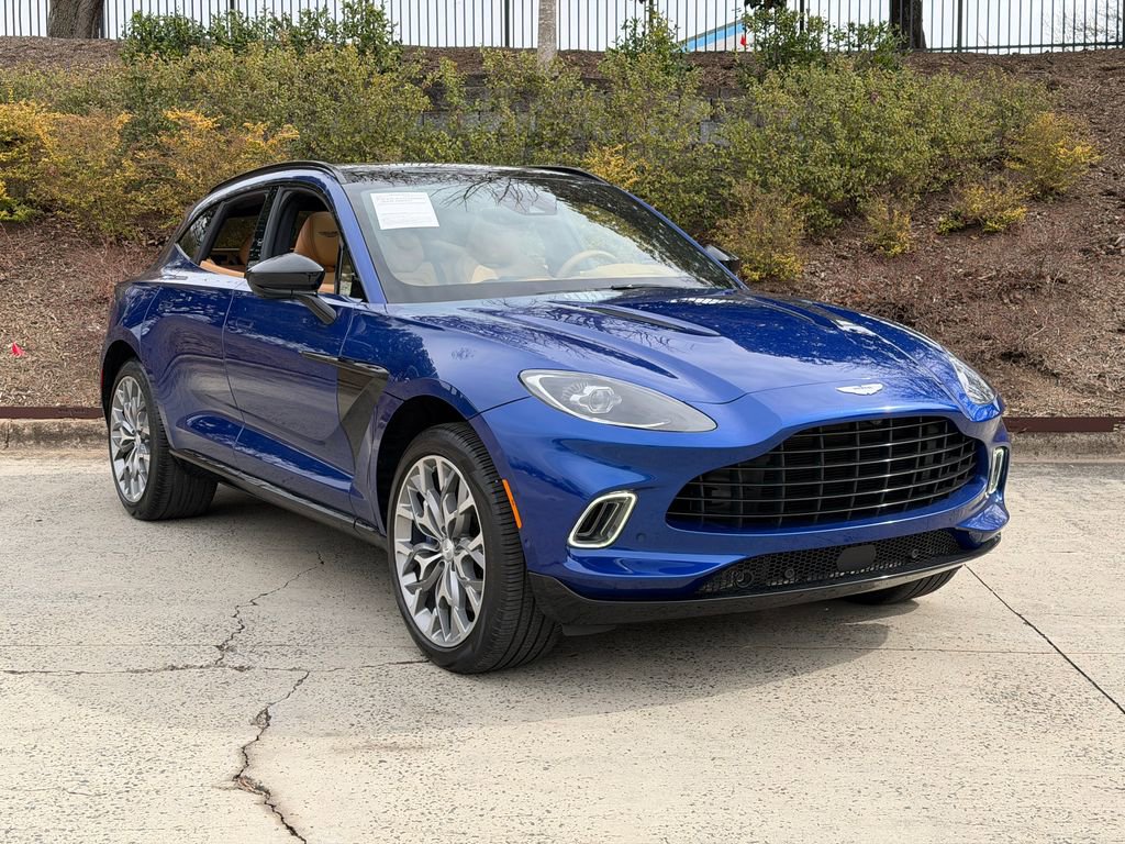 Used 2021 Aston Martin DBX image 1
