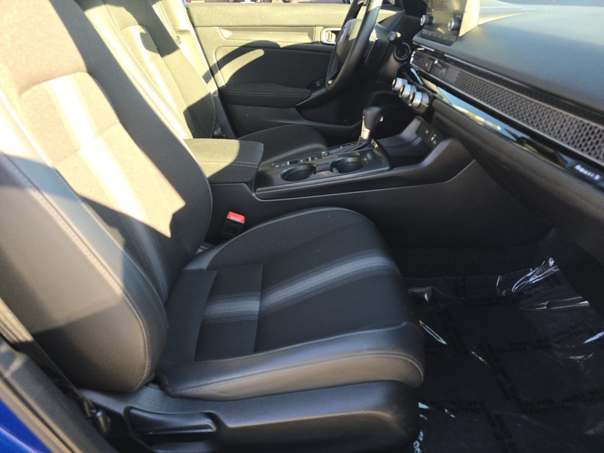 Used 2024 Honda Civic Sport image 25