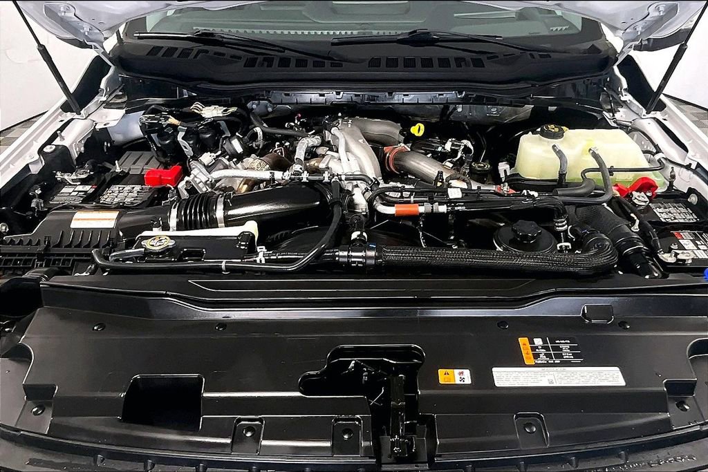 Used 2024 Ford F250 Lariat w/ Lariat Ultimate Package image 9