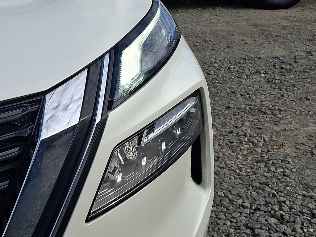 Used 2023 Nissan Rogue SV AWD/4WD image 36