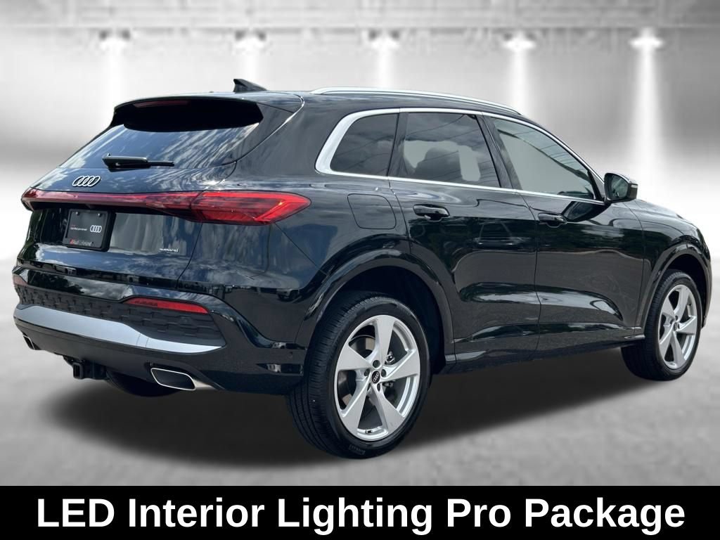 Certified 2025 Audi Q5 Premium AWD/4WD image 5