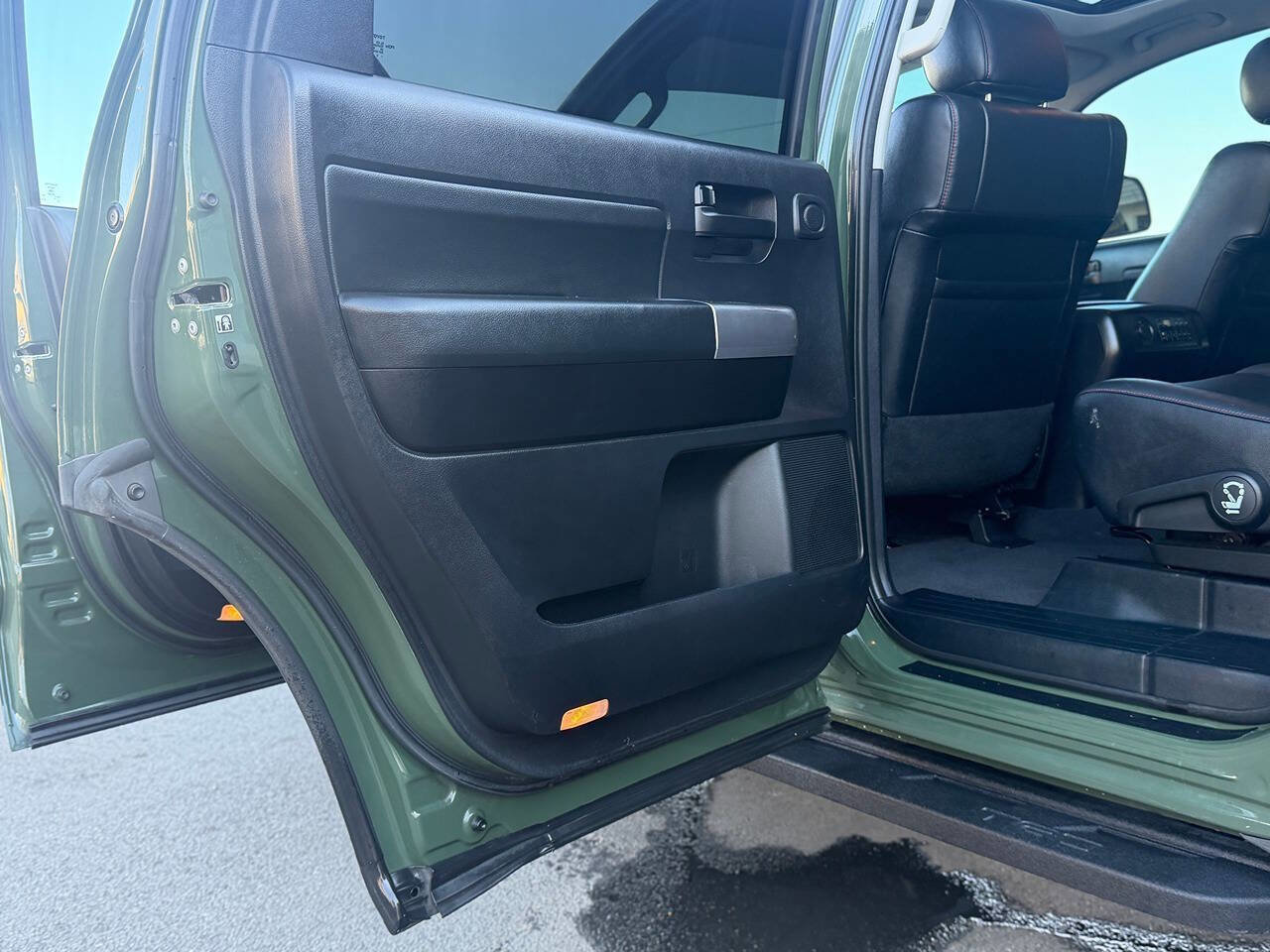 Used 2020 Toyota Sequoia TRD Pro AWD/4WD image 11