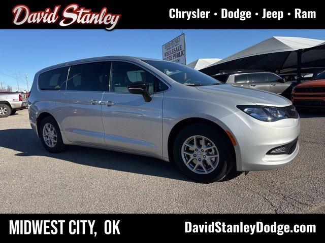 New 2026 Chrysler Voyager LX