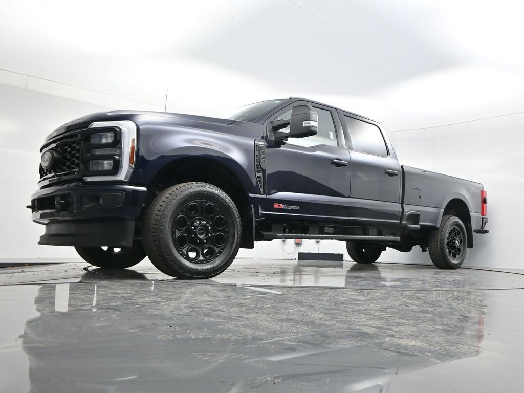 Used 2025 Ford F350 XLT w/ Black Appearance Package image 40