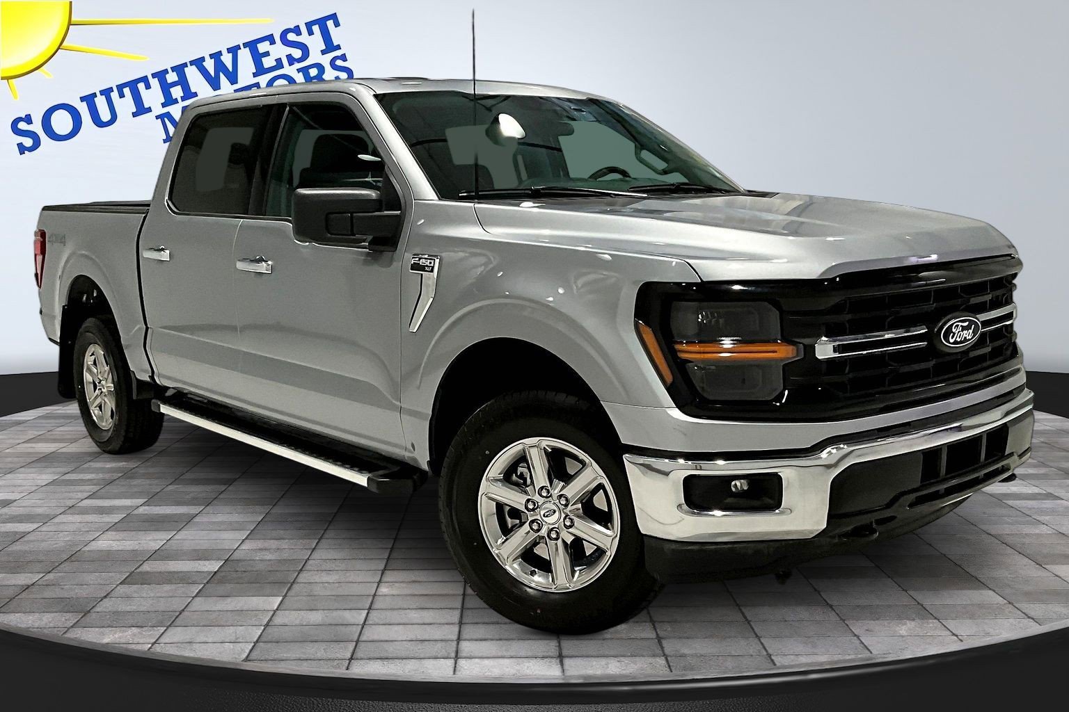 Used 2025 Ford F150 XLT w/ Equipment Group 301A Standard AWD/4WD image 3