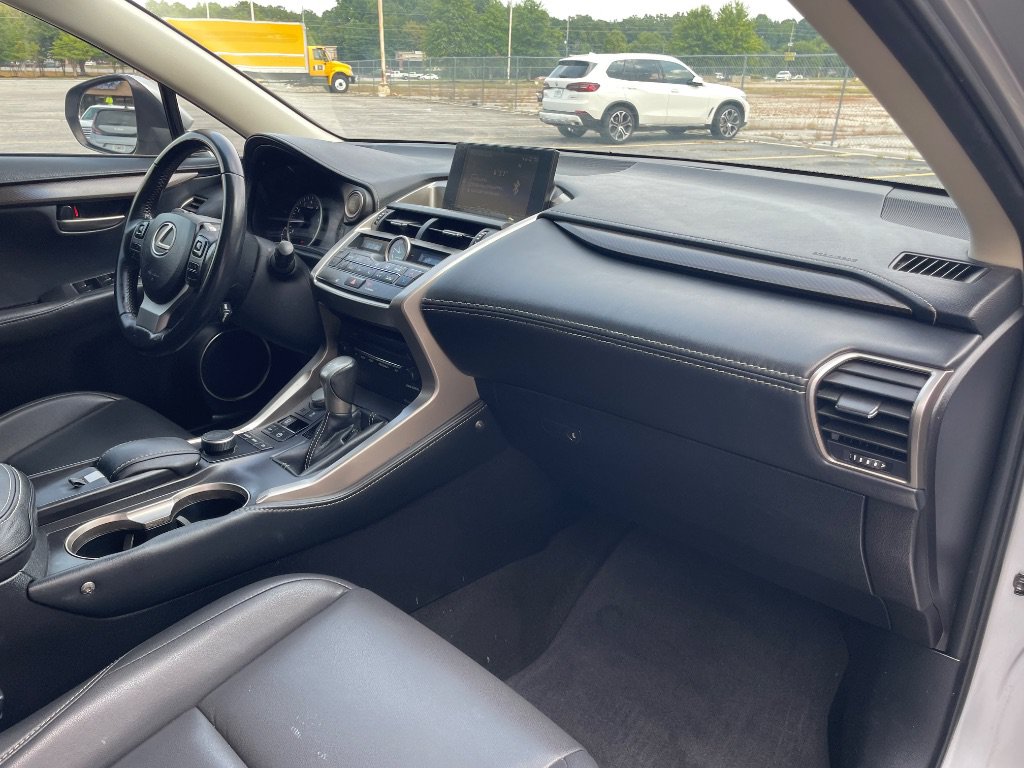 Used 2016 Lexus NX 200t FWD image 24