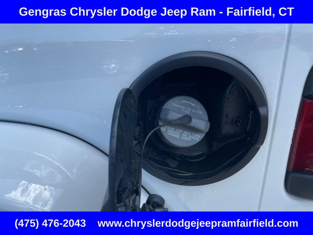 Used 2024 Jeep Wrangler Unlimited w/ Convenience Group AWD/4WD image 34
