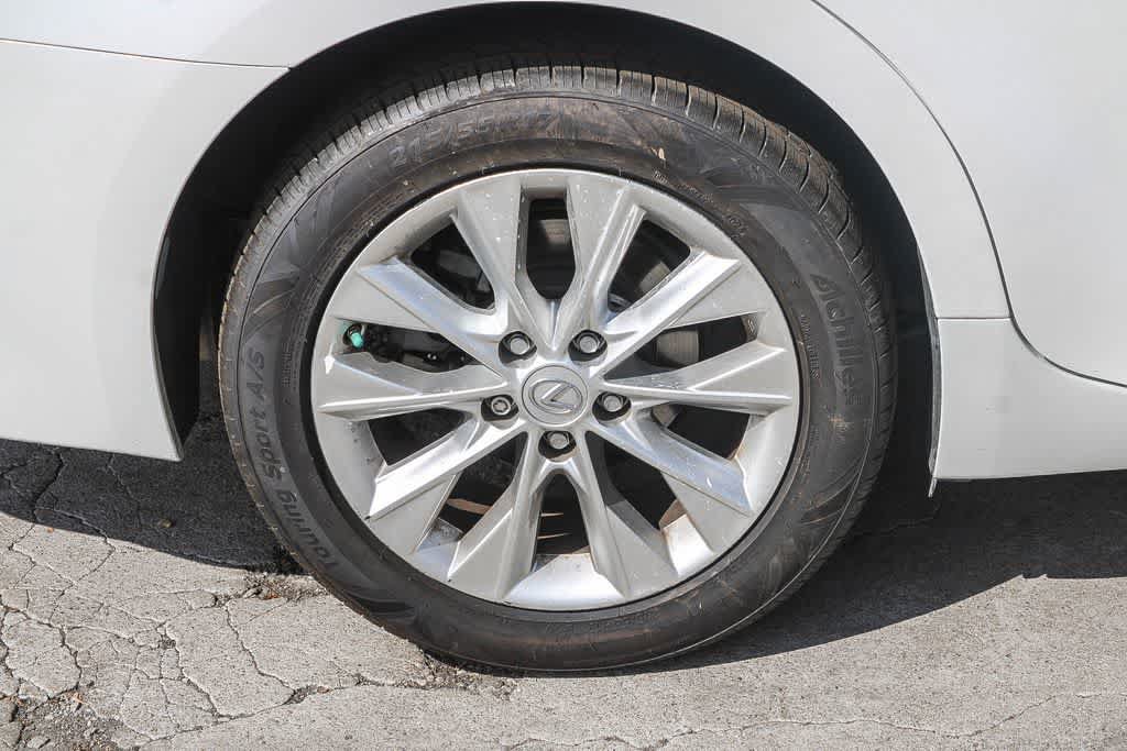 Used 2013 Lexus ES 300h w/ Premium Pkg FWD image 8