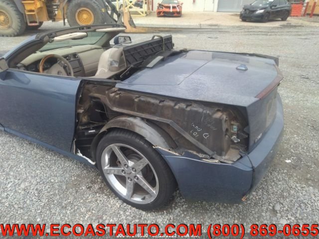 Used 2005 Cadillac XLR RWD image 8