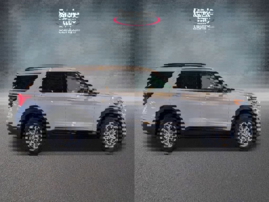 New 2026 Ford Explorer Active image 4