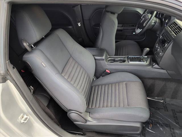 Used 2012 Dodge Challenger R/T w/ Electronics Convenience Group RWD image 19