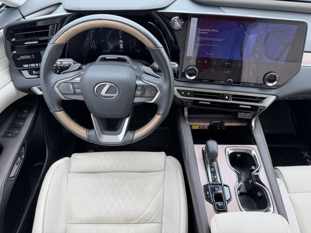 Used 2023 Lexus RX 350 FWD w/ Cold Area Package image 11