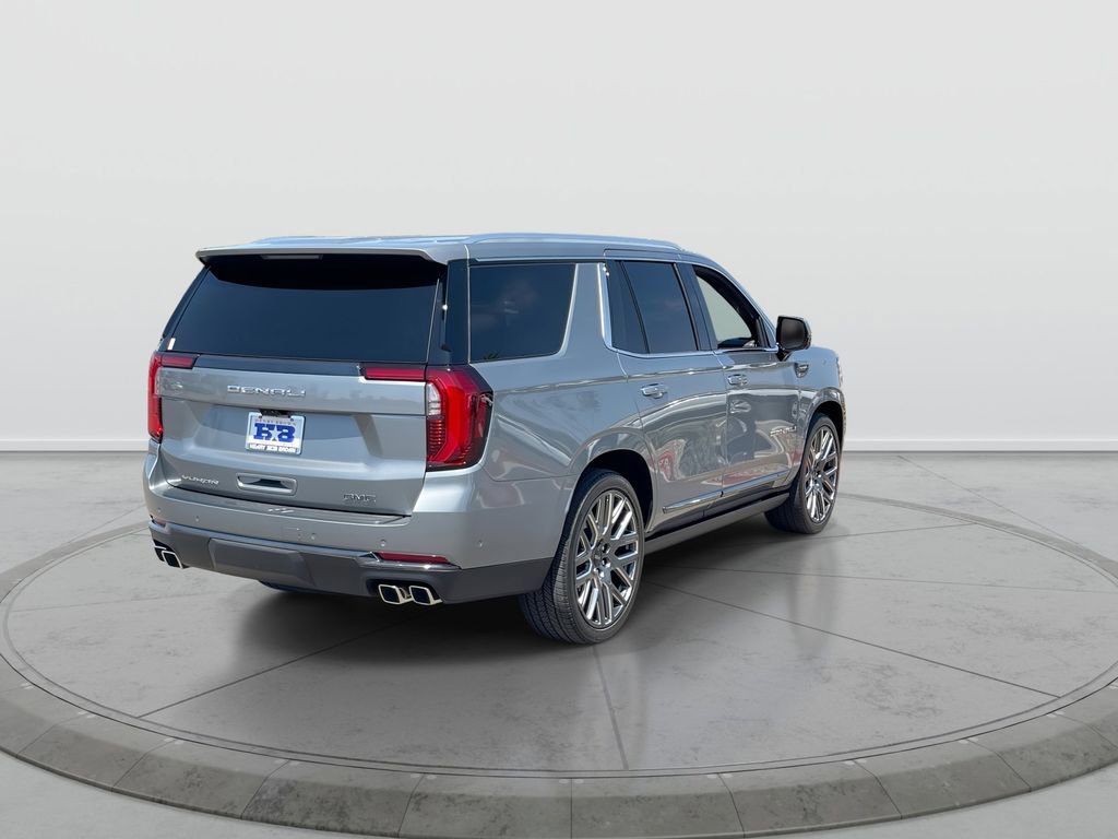 Used 2025 GMC Yukon Denali Ultimate AWD/4WD image 8