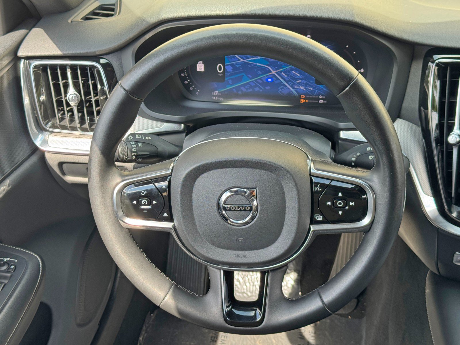 Used 2024 Volvo S60 T8 Plus AWD/4WD image 19