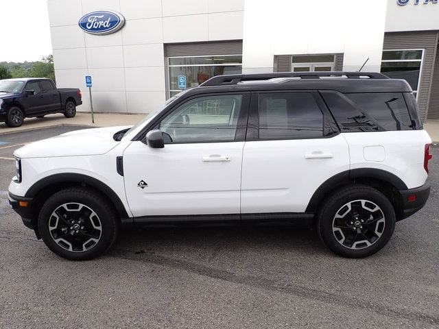 Used 2024 Ford Bronco Sport Outer Banks AWD/4WD image 2