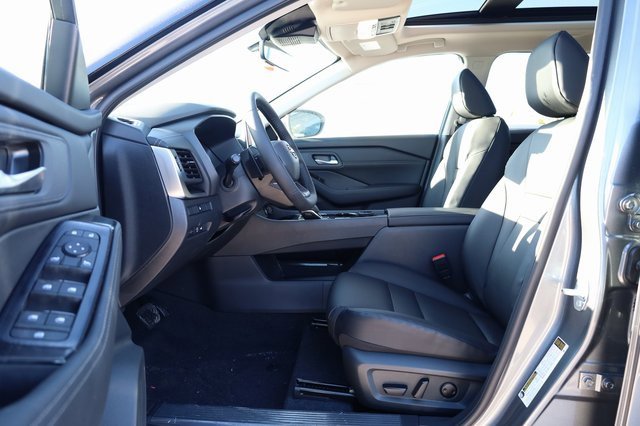 New 2026 Nissan Rogue SV image 10