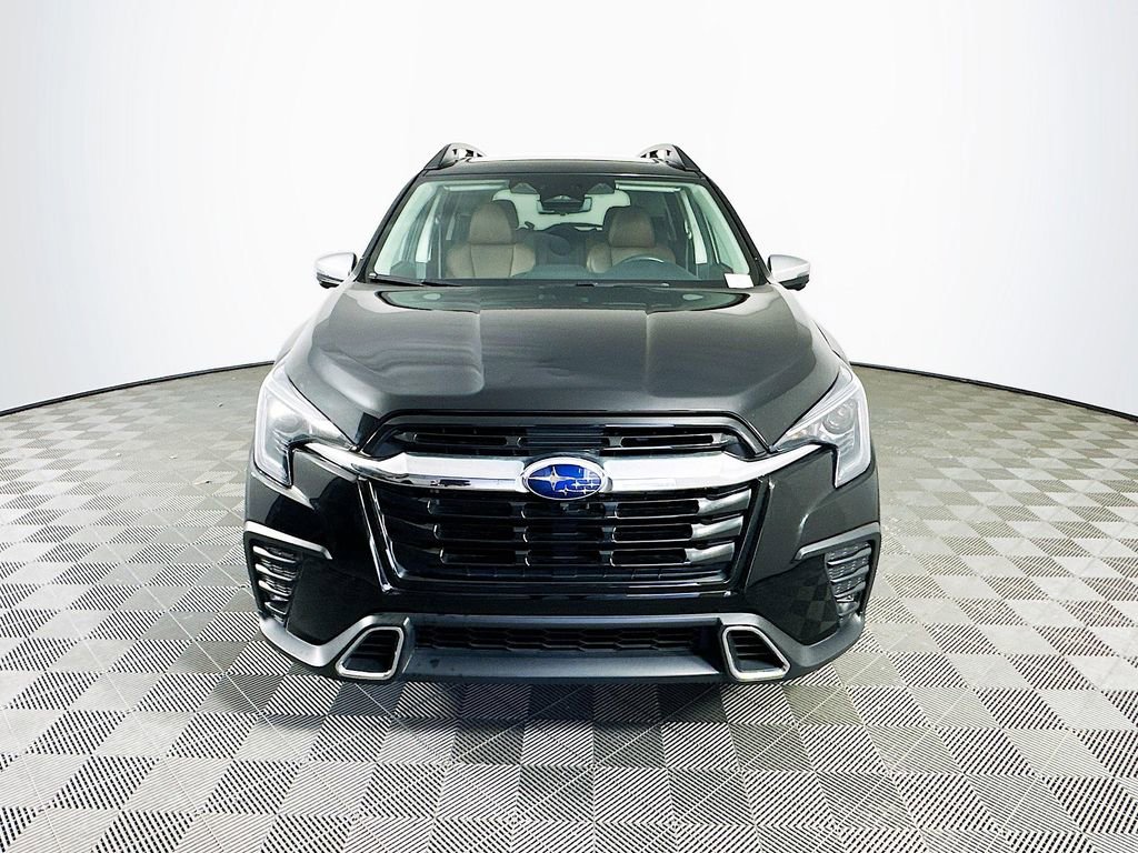 Used 2023 Subaru Ascent Touring AWD/4WD image 4