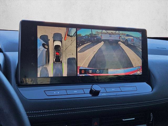 Used 2024 Nissan Rogue Platinum FWD image 13