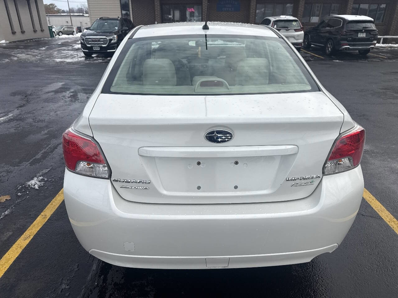 Used 2013 Subaru Impreza 2.0i image 9