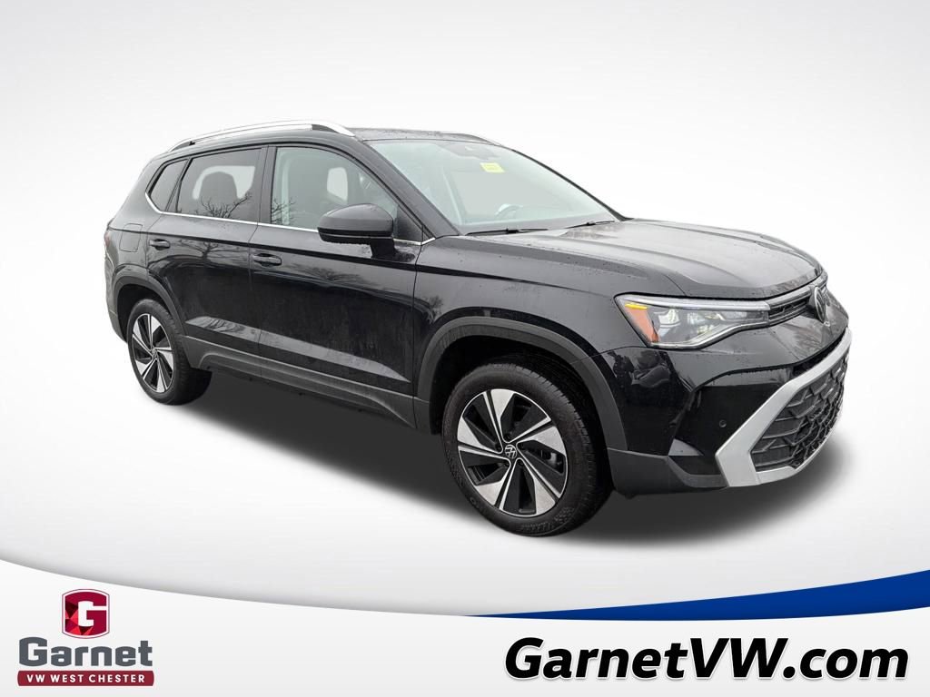 New 2026 Volkswagen Taos SE image 7
