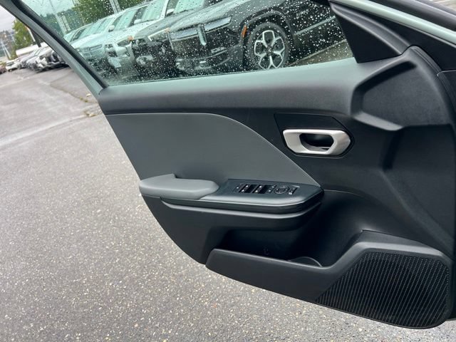Certified 2025 Kia K4 FWD image 18