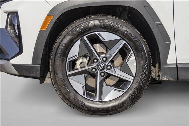 Certified 2025 Hyundai Tucson SEL image 9