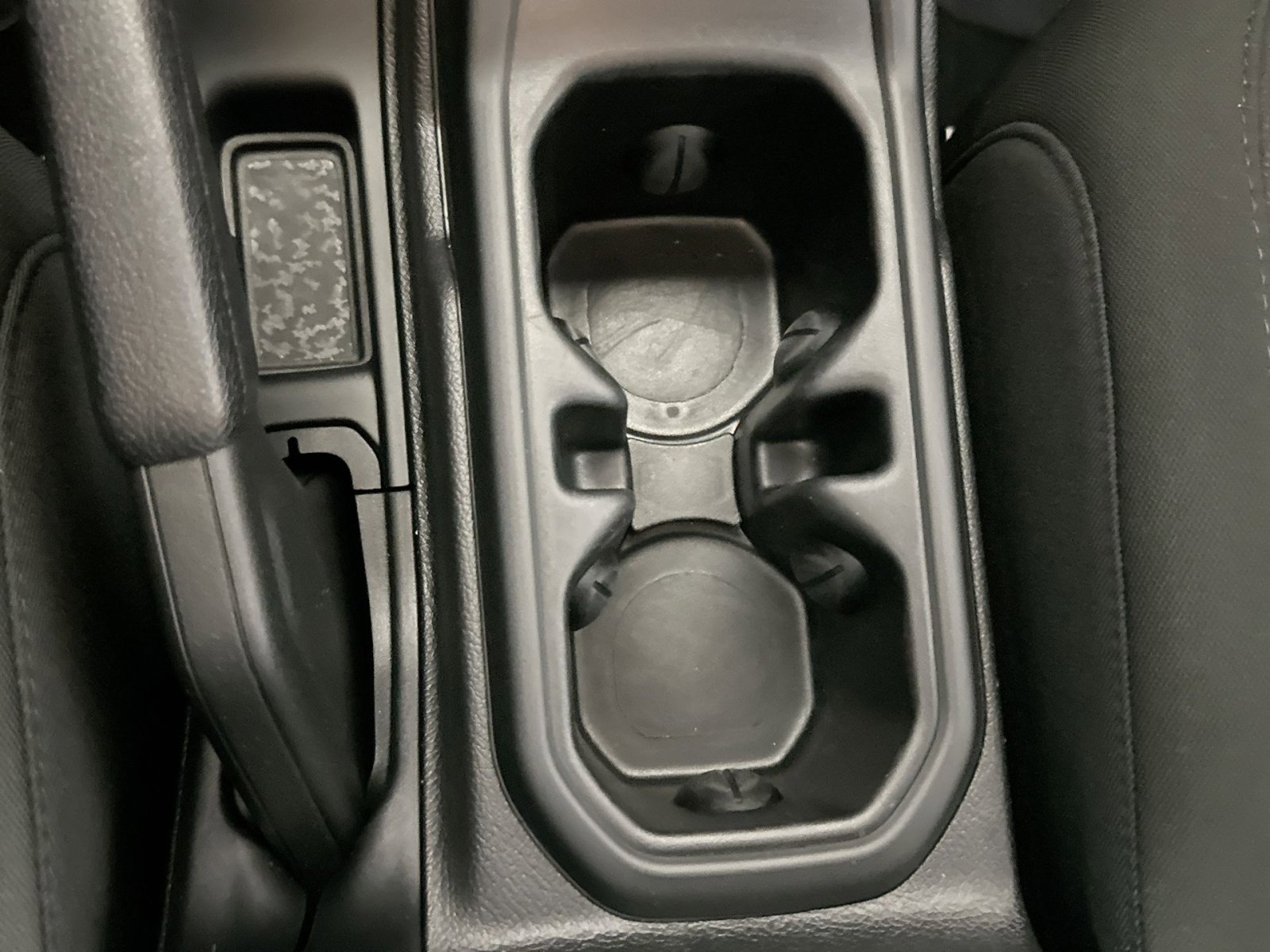 Used 2022 Jeep Wrangler Sport S image 28